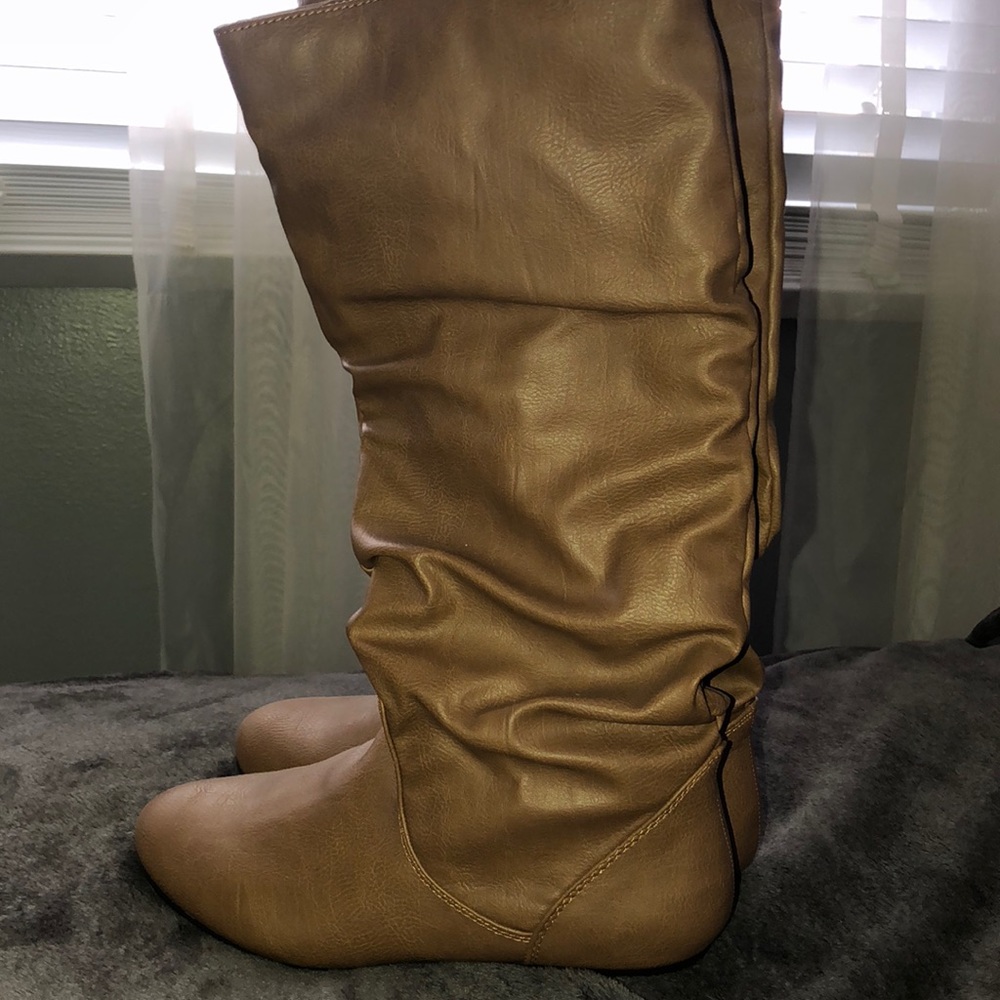 Brown boots